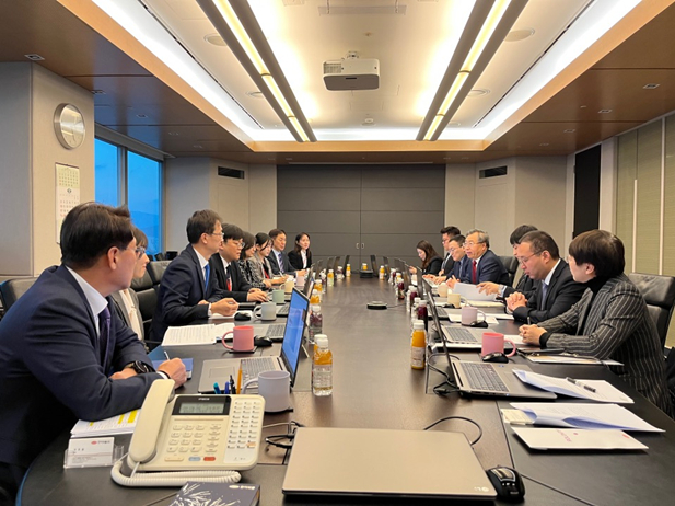 2023年12月19日至21日，刘敬桢一行与韩美药品社长林珠贤、CEO朴宰贤等举行座谈交流.jpg